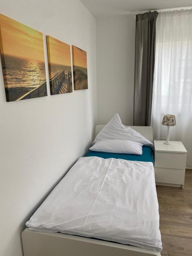 Ferienwohnungen Lamisto Am Waldesrand Neckartenzlingen Esterno foto